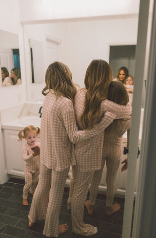 CHARLIE'S CHECKS WOMEN'S DREAM FLARE SET