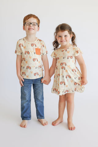FARMYARD FRIENDS DREAM POCKET TEE