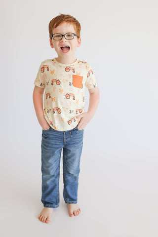 FARMYARD FRIENDS DREAM POCKET TEE