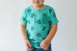 TURTLE BAY DREAM POCKET TEE