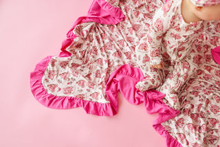 EXCLUSIVE FAIRYTAIL GARDEN DREAM RUFFLE BLANKET