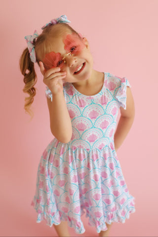 COQUETTE COAST CAP SLEEVE DREAM RUFFLE DRESS