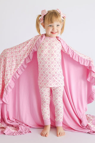VINTAGE CHERRY CHARM DREAM RUFFLE BLANKET