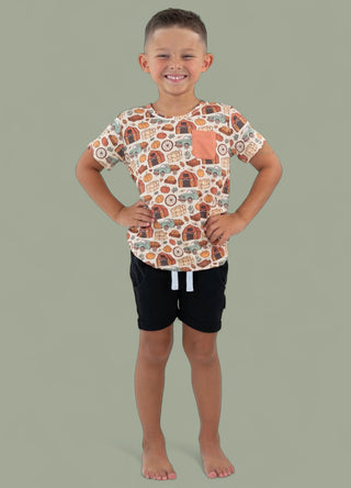 HAYRIDE AND HARVEST DREAM POCKET TEE