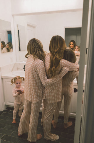 CHARLIE'S CHECKS WOMEN'S DREAM FLARE SET