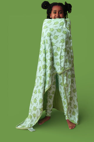 SHAMROCK SHOCK DREAM BLANKET