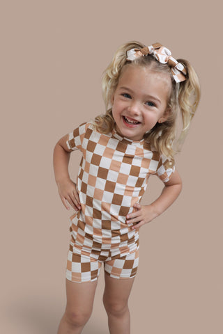 CHESTNUT CHECKERS DREAM SHORTIE