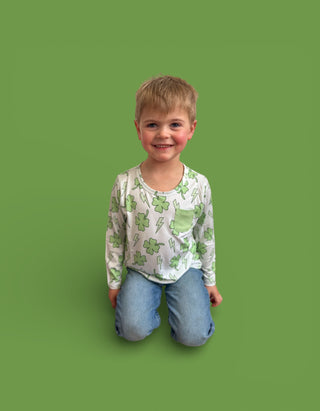 SHAMROCK SHOCK DREAM POCKET TEE