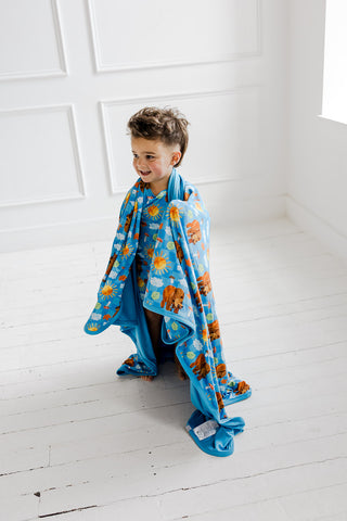 BEAR-Y BLUE SKIES DREAM BLANKET