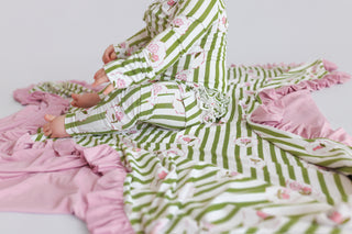 ROSIE'S MEADOW STRIPES DREAM RUFFLE BLANKET