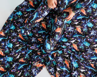 MIDNIGHT REEF DREAM BLANKET