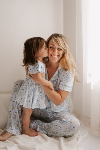 HEIRLOOM BLUE BLOOMS WOMEN'S DREAM FLARE SET