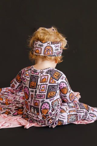 SPOOKY SWEETHEART DREAM RUFFLE BLANKET