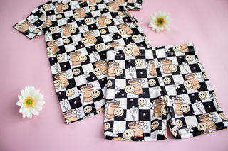 SMILEY CUP OF CHECKERS DREAM SHORT SET