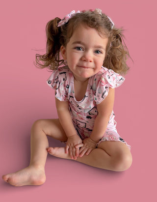 PRETTY AND PAR DREAM RUFFLE SHORT SET