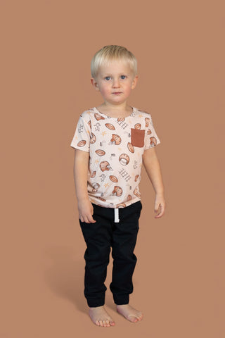 TINY TOUCHDOWN DREAM POCKET TEE