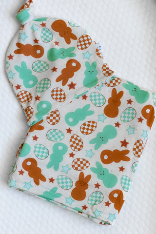 WHAT'S UP PEEPS DREAM SWADDLE & BEANIE