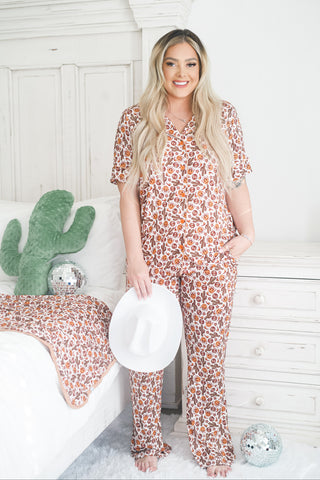 WESTERN DREAMZZZ WOMEN’S RELAXED FLARE DREAM SET