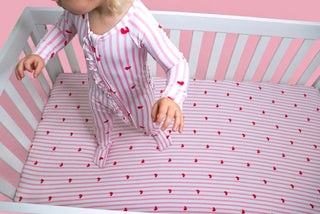 SWEETHEART STRIPES DREAM CRIB SHEET