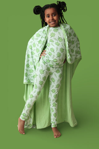 SHAMROCK SHOCK DREAM BLANKET