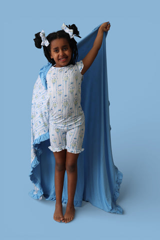 HEIRLOOM BLUE BLOOMS DREAM RUFFLE BLANKET