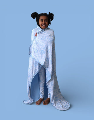 BLUEBELL EASTER TOILE DREAM BLANKET