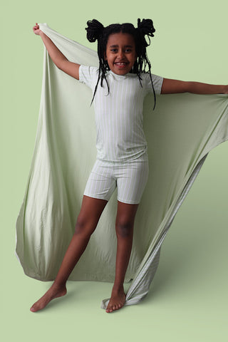 SPRINGTIME STRIPE DREAM BLANKET