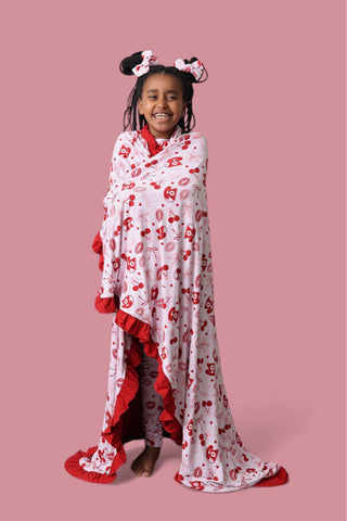 SEALED WITH LOVE DREAM RUFFLE BLANKET