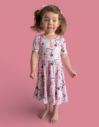 PRETTY AND PAR DREAM RUFFLE DRESS